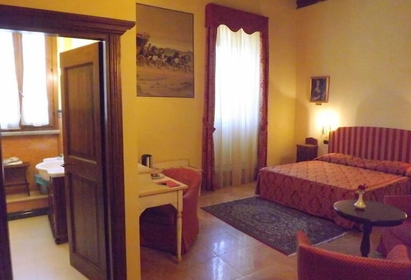 Номер Deluxe, Relais Il Postiglione  Antica Posta Dei Chigi
