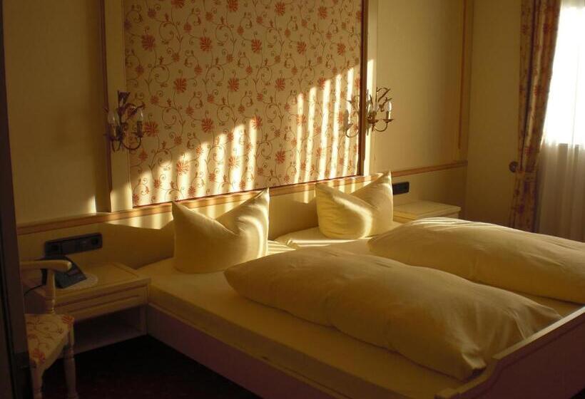 带2个卧室的套房, Restaurant Schieble