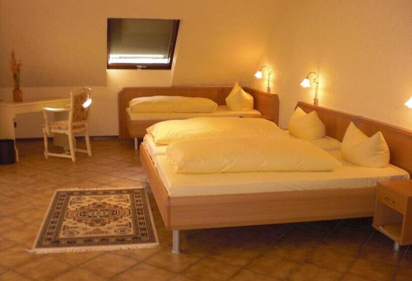 带2个卧室的套房, Restaurant Schieble