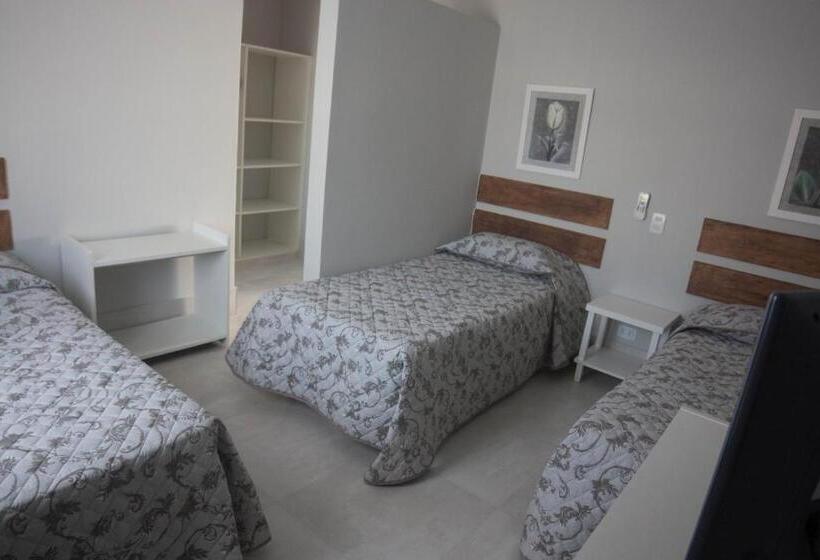 ２ベッドルームアパートメント, Santa Paula