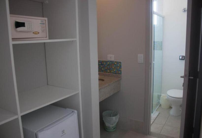 ２ベッドルームアパートメント, Santa Paula