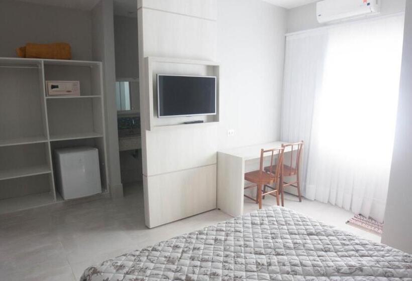 ２ベッドルームアパートメント, Santa Paula