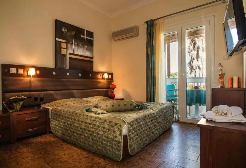اتاق استاندارد, Semiramis Guesthouse