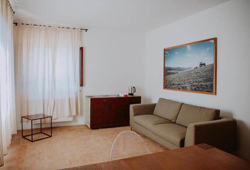 غرفة عائلية, Tenuta Pianirossi