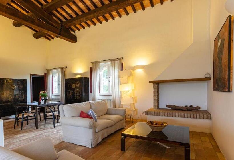 جناح غرفتين نوم, Tenuta Pianirossi