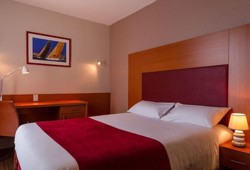 Номер Стандарт, The Originals City, Hôtel Le Sextant, Toulouse Sud