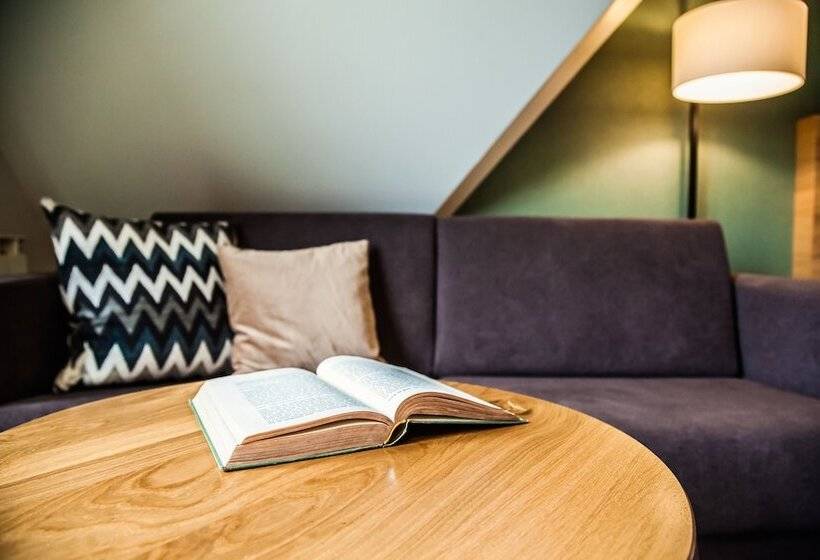 חדר סטנדרט עם מרפסת, Waldhotel Kreuztanne