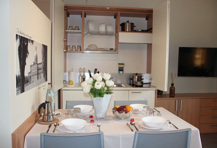 חדר סופריור לשלושה, Borgo Brianteo