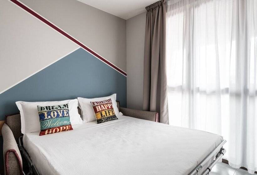 חדר סופריור לשלושה, Borgo Brianteo