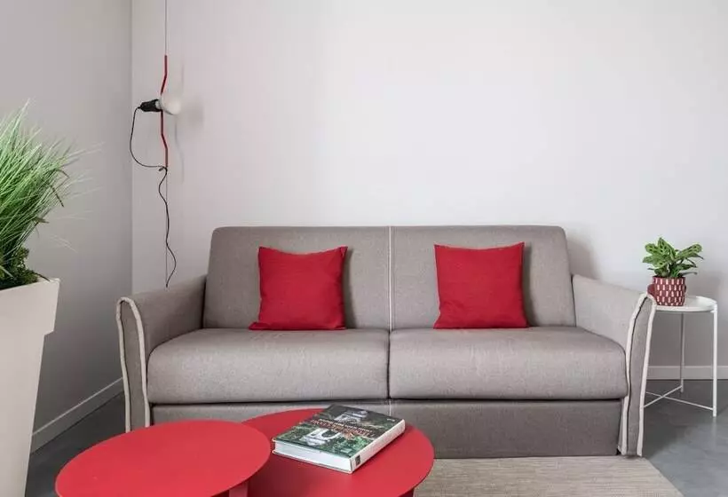 Superior Neljän Hengen Huone, Borgo Brianteo