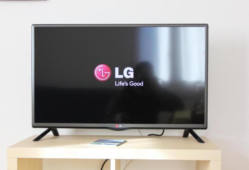 Апартаменты 1 Спальня, Lakeside Holiday Resort