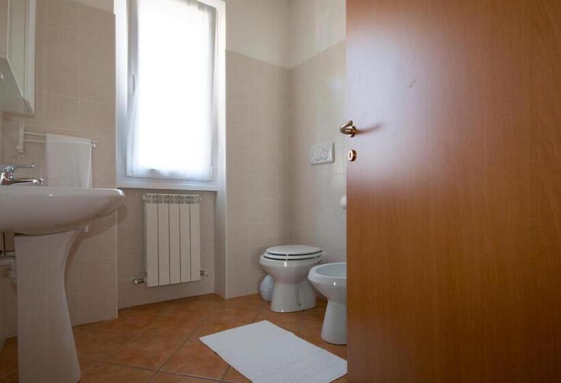 Апартаменты 1 Спальня, Lakeside Holiday Resort