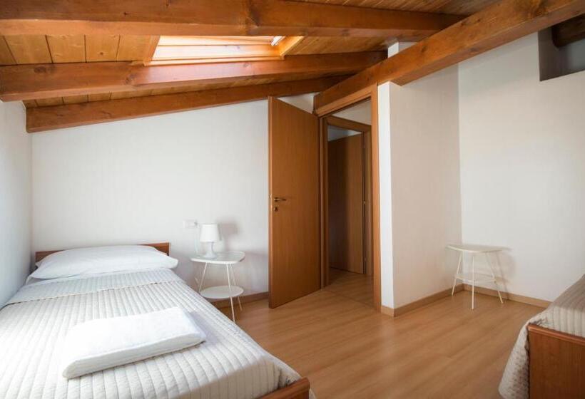 Апартаменты Пентхаус 2 Спальни, Lakeside Holiday Resort