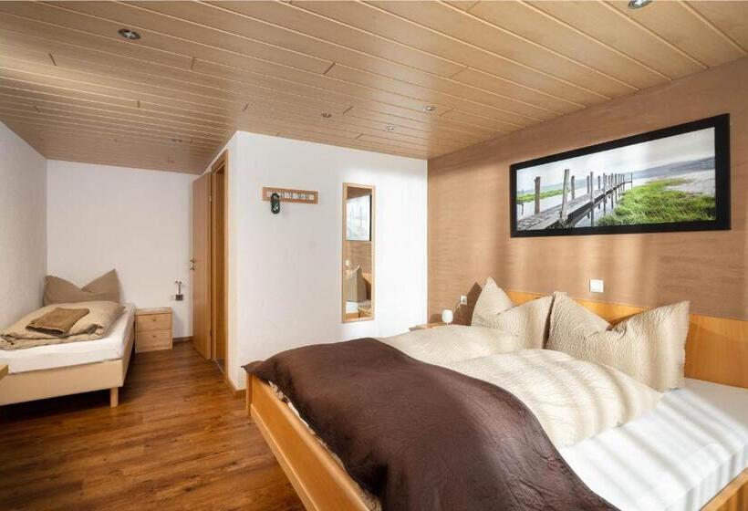 חדר סטנדרט לשלושה, Haus Gafrina