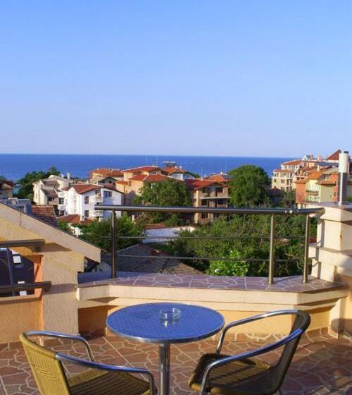 주니어 스위트, Hawaii