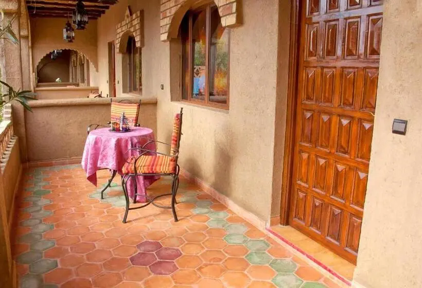 スタンダードトリプルルーム, Kasbah Yasmina