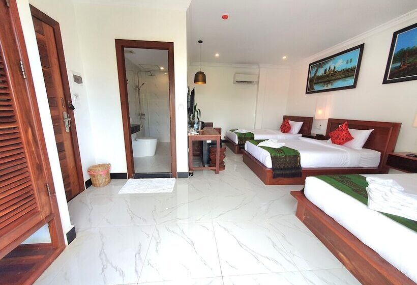 デラックストリプルルーム, Darling Pub Hostel