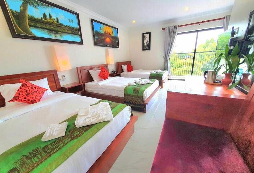 デラックストリプルルーム, Darling Pub Hostel