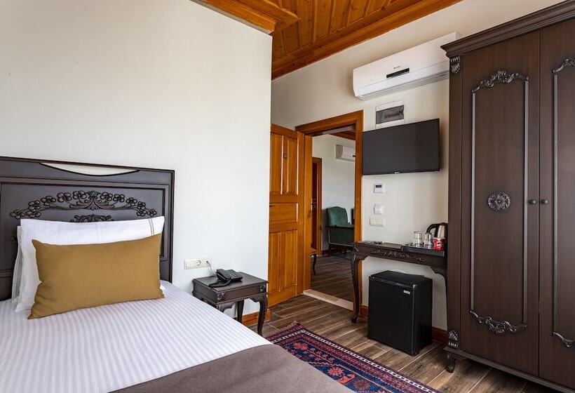 اتاق استاندارد یک نفره, Woo Town Suites