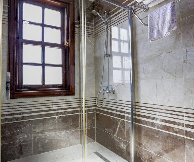 اتاق استاندارد, Woo Town Suites