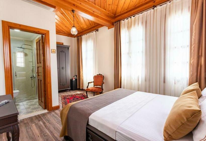 اتاق استاندارد, Woo Town Suites