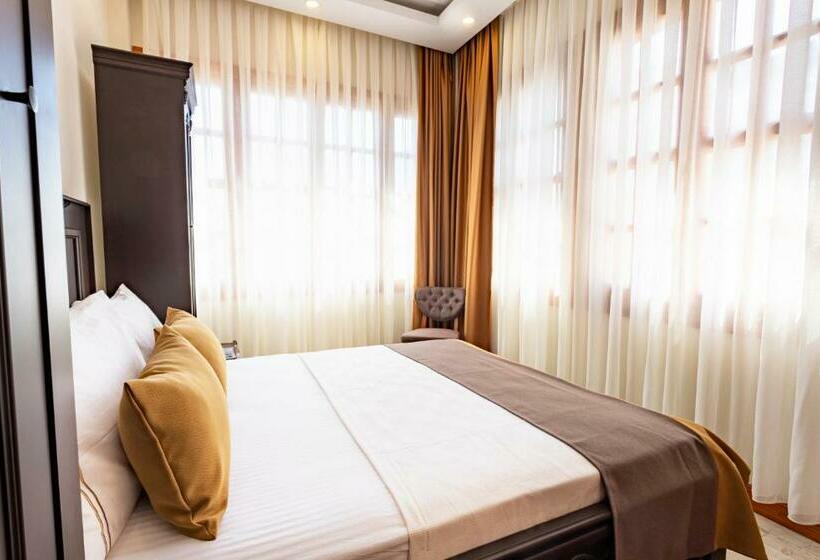 اتاق استاندارد, Woo Town Suites