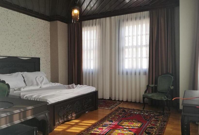 اتاق سوپریور, Woo Town Suites