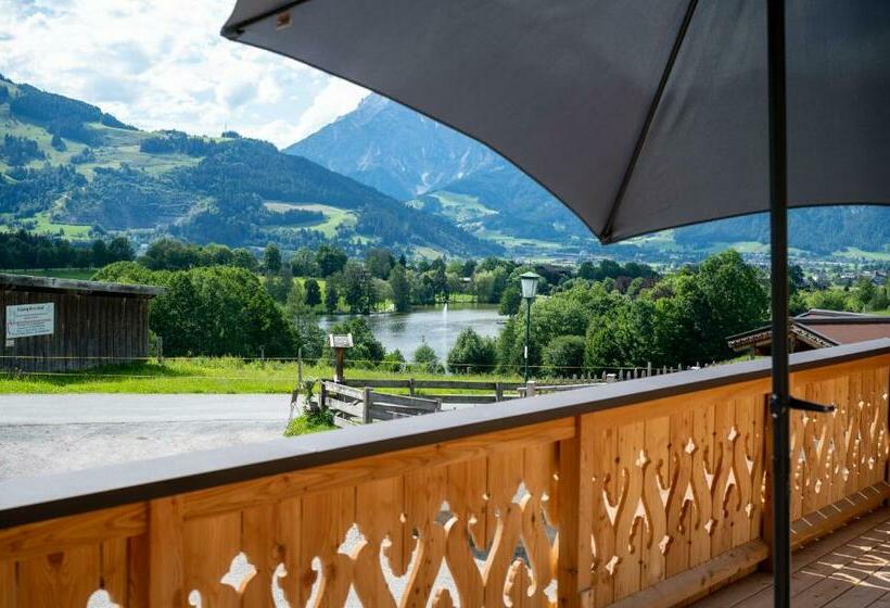 1 Bedroom Apartment Lake View, Stillinghof