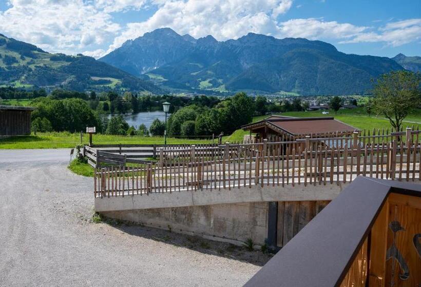 1 Bedroom Apartment Lake View, Stillinghof