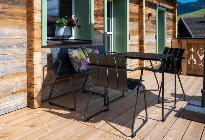 1 Bedroom Apartment Lake View, Stillinghof