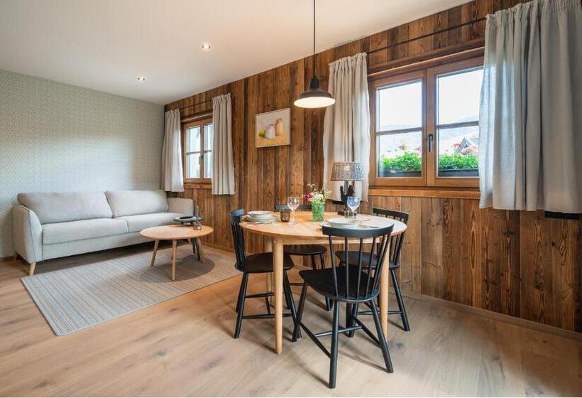 1 Bedroom Apartment Lake View, Stillinghof