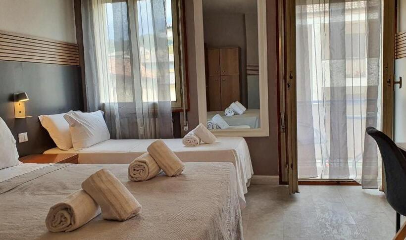 Номер Стандарт с Террасой, Bed & Bike Feltre
