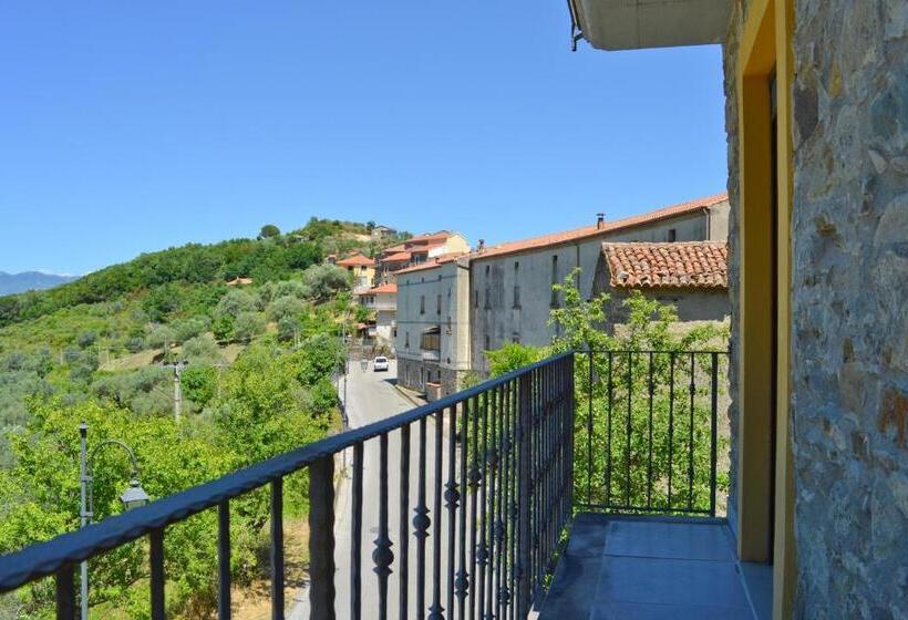 חדר סטנדרט לשלושה, Casa Vacanze Santa Lucia