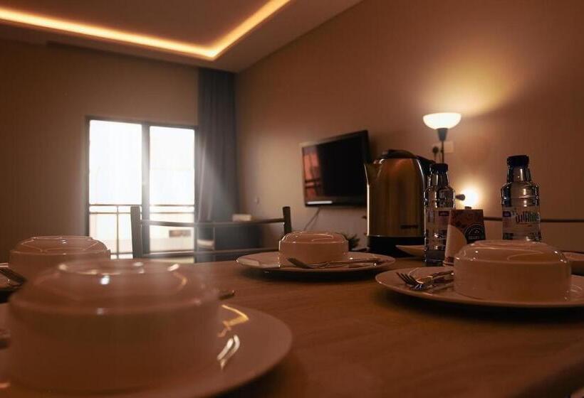 شقة غرفة نوم واحدة مزودة بشُرفة, فندق السليمانيه والرمال الزرقاء