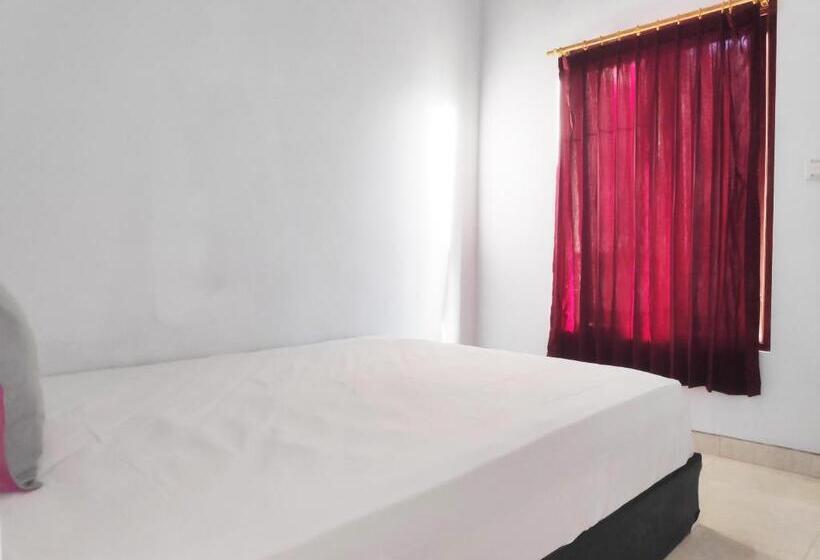 Номер Стандарт, Spot On 90962 Sedana House