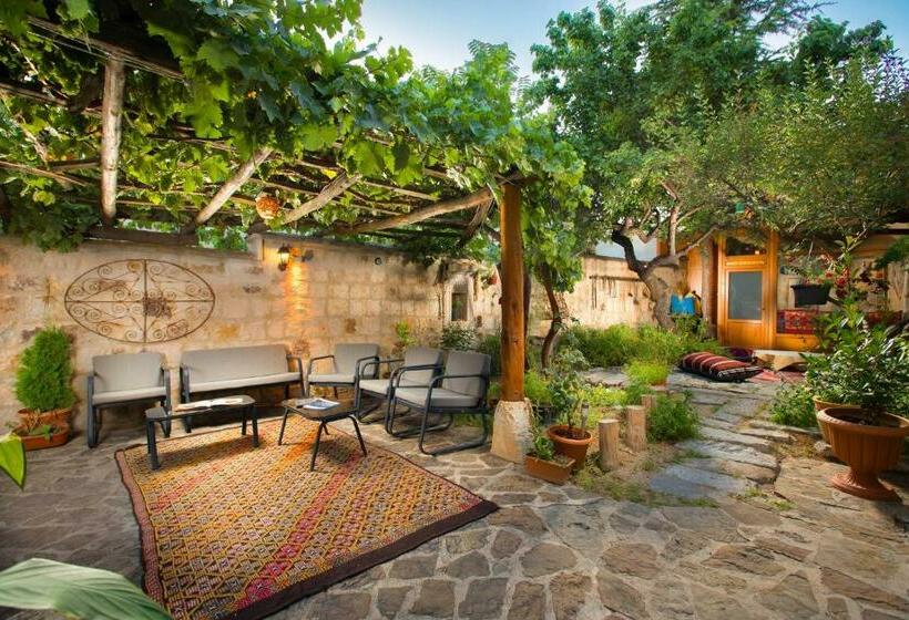 Дом 1 Спальня, Peri̇ Cave Konak