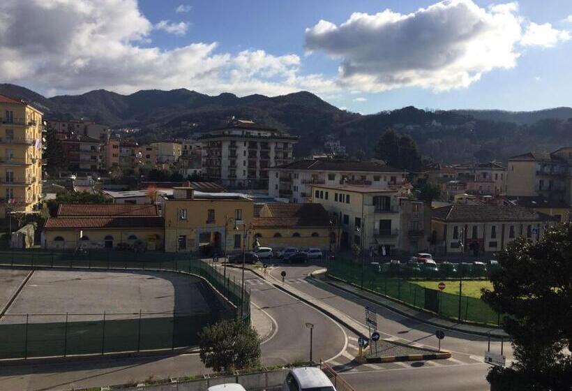 חדר דלוקס לשלושה, Borgo 40