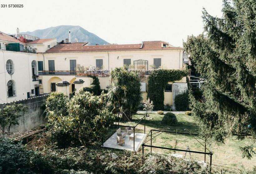 חדר דלוקס לשלושה, Borgo 40