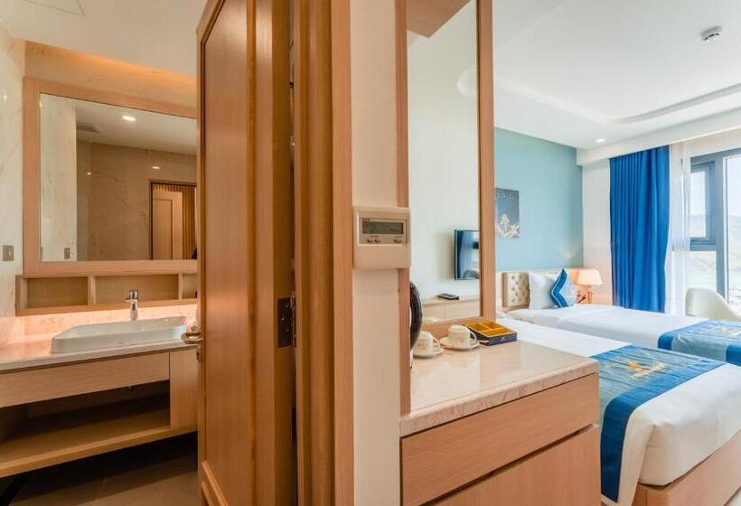 اتاق استاندارد با چشمانداز دریا, Canary Gold Hotel Quy Nhơn