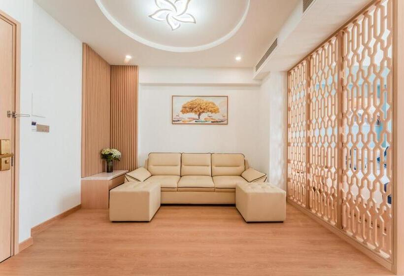 اتاق خانوادگی با چشمانداز دریا, Canary Gold Hotel Quy Nhơn