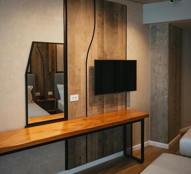 חדר דלוקס עם מרפסת, Amr Hotel Durres