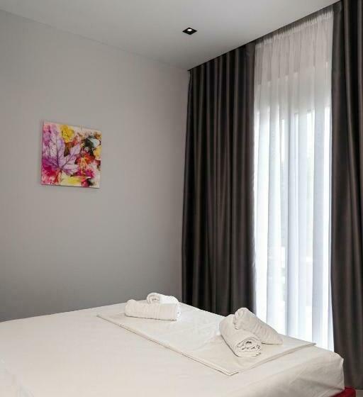 اتاق استاندارد با چشم‌انداز دریا, Angel Saranda Palace