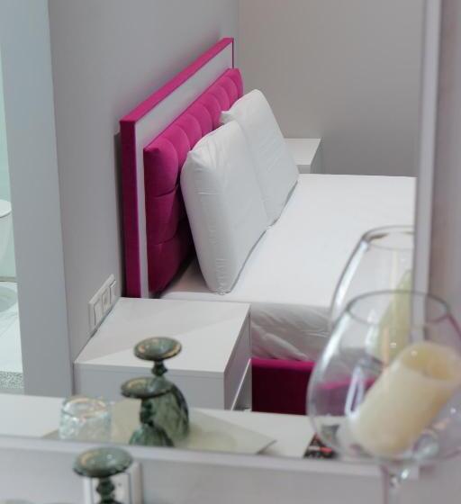 اتاق استاندارد با چشم‌انداز دریا, Angel Saranda Palace