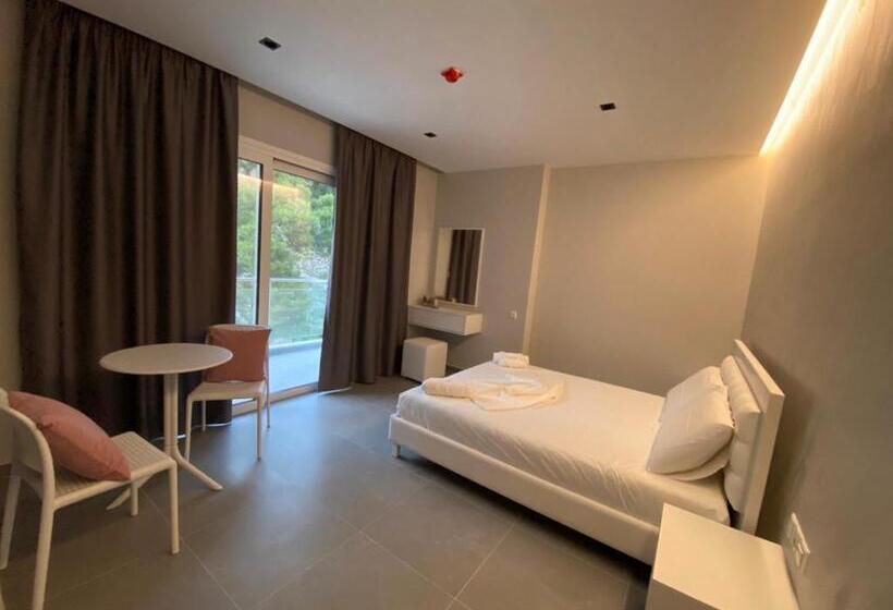 اتاق استاندارد با چشم‌انداز دریا, Angel Saranda Palace