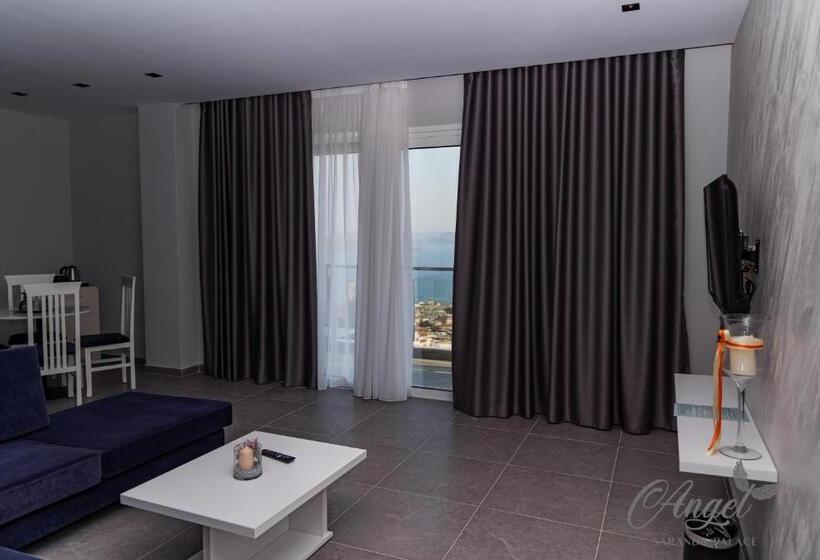 سوییت جونیور با چشم‌انداز دریا, Angel Saranda Palace