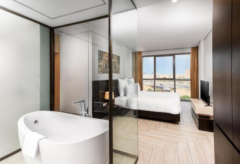 带3个卧室的公寓, Mirot