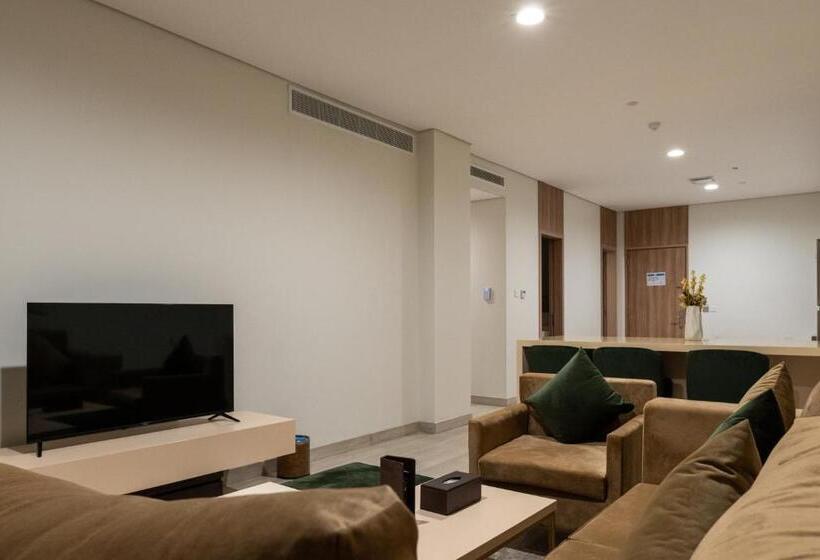 带2个卧室的公寓, Mirot