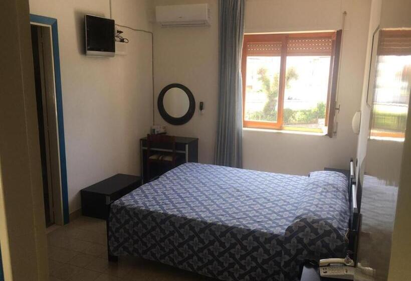 اتاق استاندارد, Dei Focesi