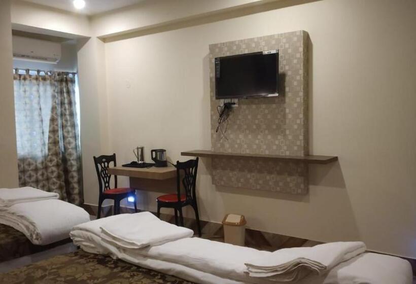 غرفة ديلوكس, Shreesh