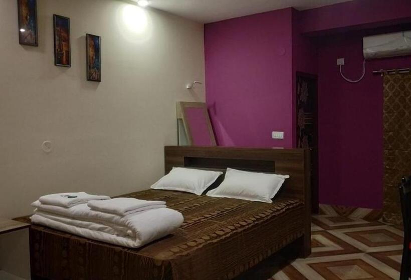 غرفة ديلوكس, Shreesh